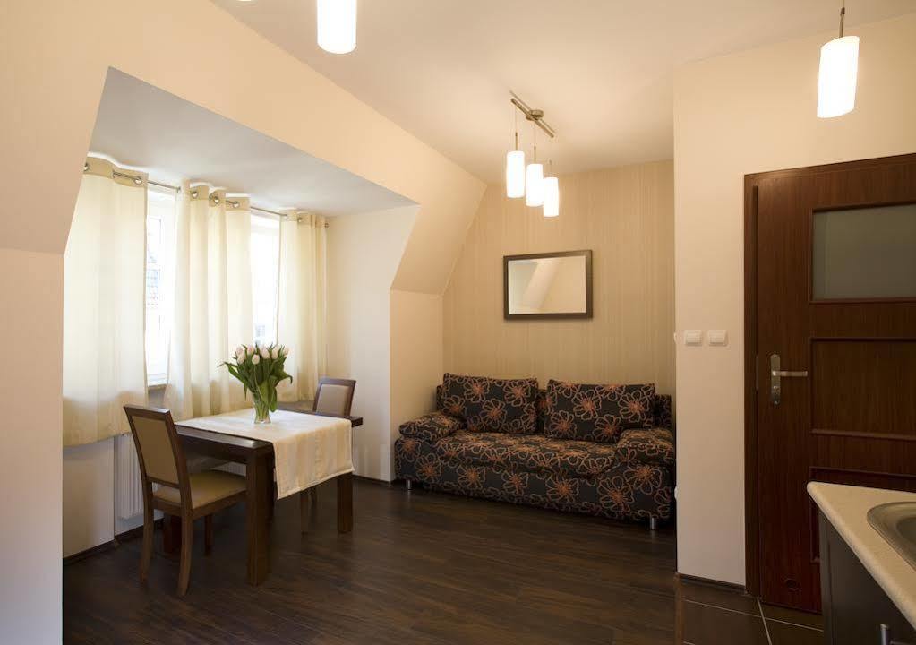 Solny Square Aparthotel Wroclaw Exterior photo